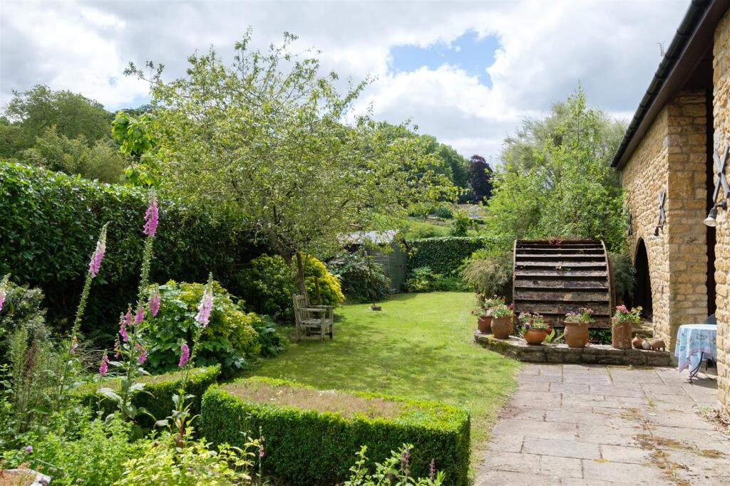 Additional image 14 of Downyard, Compton Pauncefoot, Yeovil