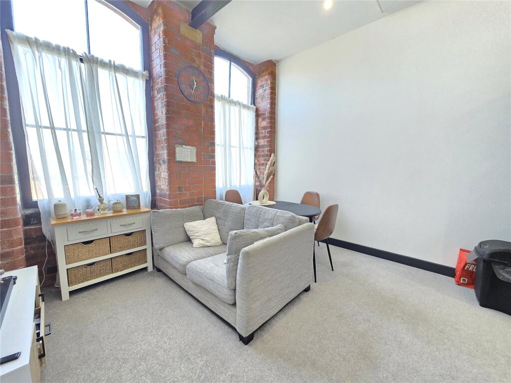 Additional image 4 of Tolson Court, Fazeley, Tamworth, Staffordshire, B78