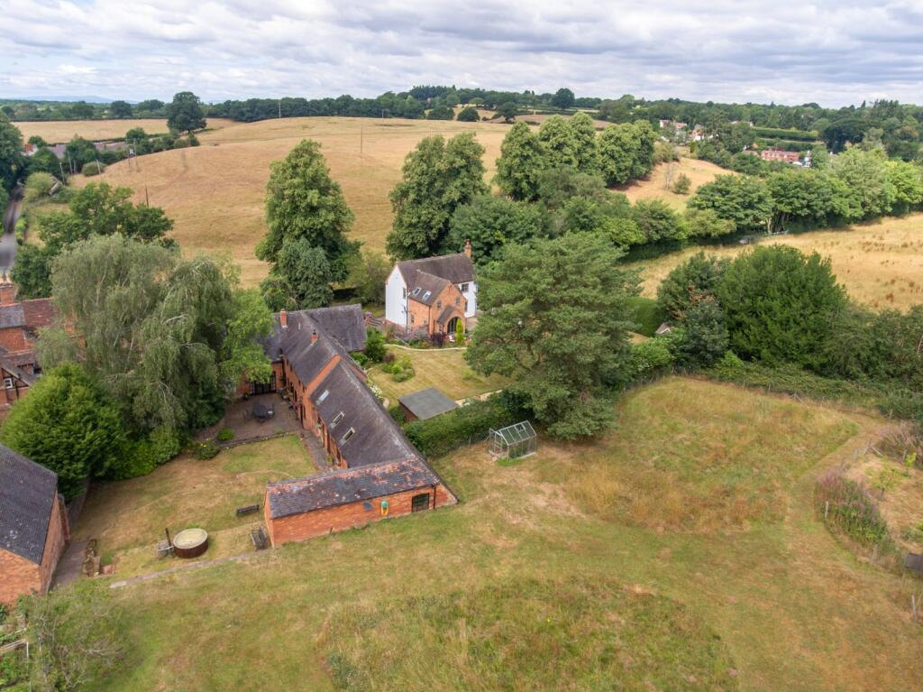Additional image 2 of Valley Road, Bournheath, Bromsgrove, Worcestershire, B61