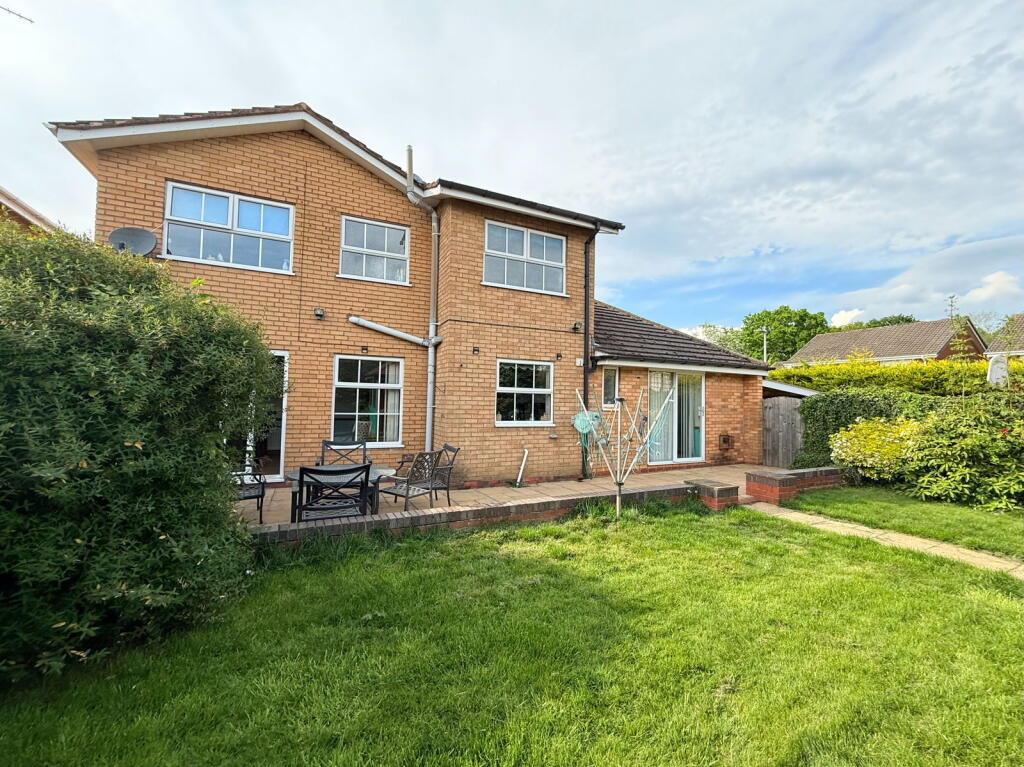 Additional image 27 of Dunton Hall Road, Shirley