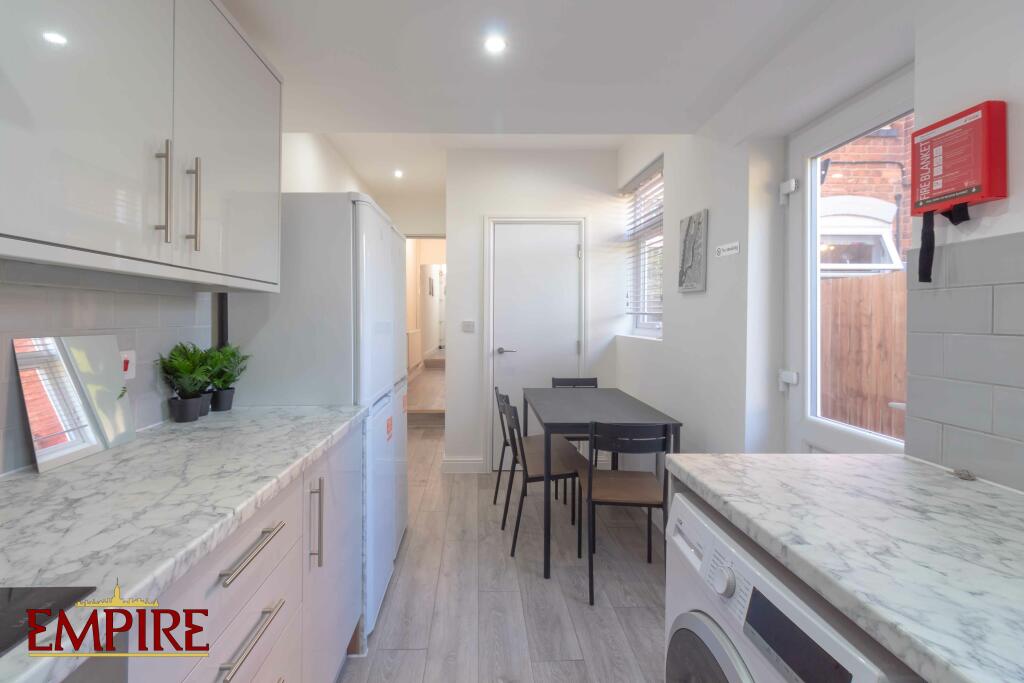 Additional image 7 of Three Shires Oak Road, Birmingham, B67 5BU