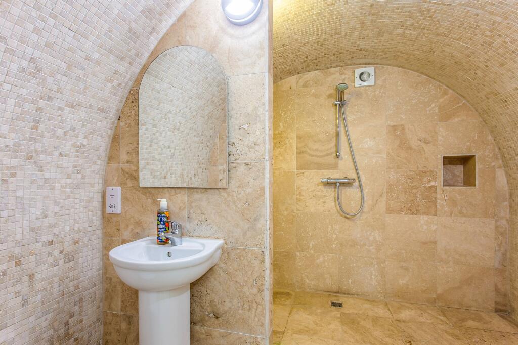 Additional image 9 of Park Street, Bath, BA1