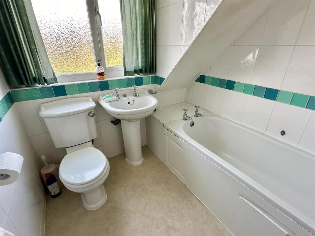 Additional image 15 of Hadrians Walk, Alcester