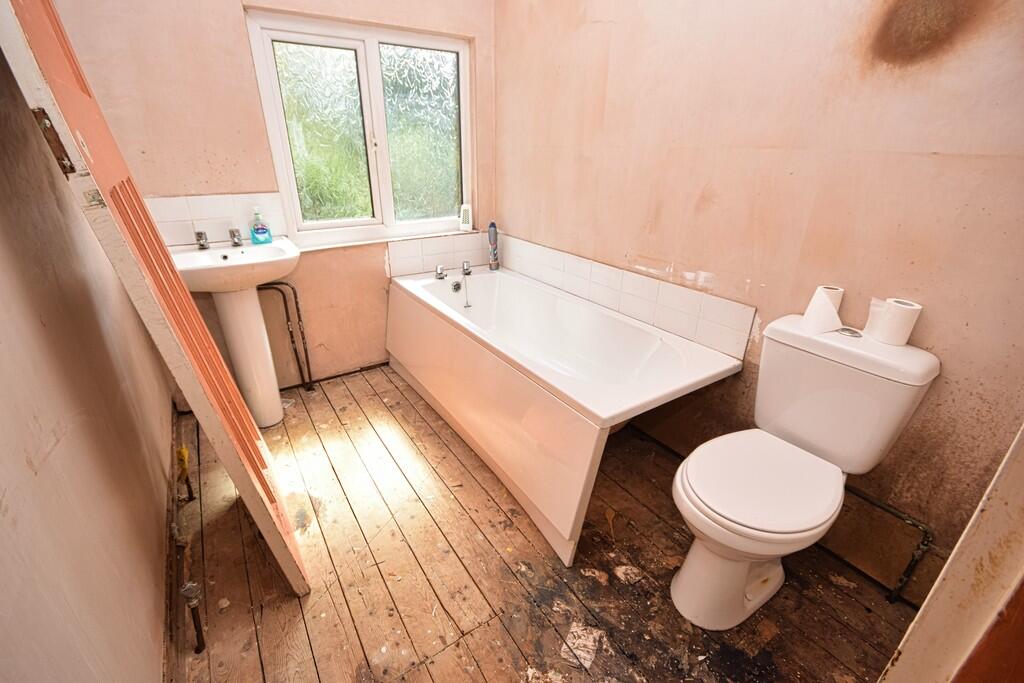 Additional image 9 of Sandy Hill Road, Shirley