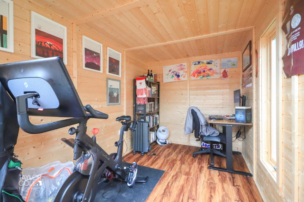 Additional image 23 of Meadow Way, Barley Fields