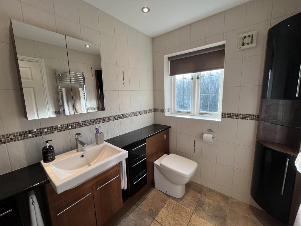 Additional image 16 of Oakridge Park, YEOVIL