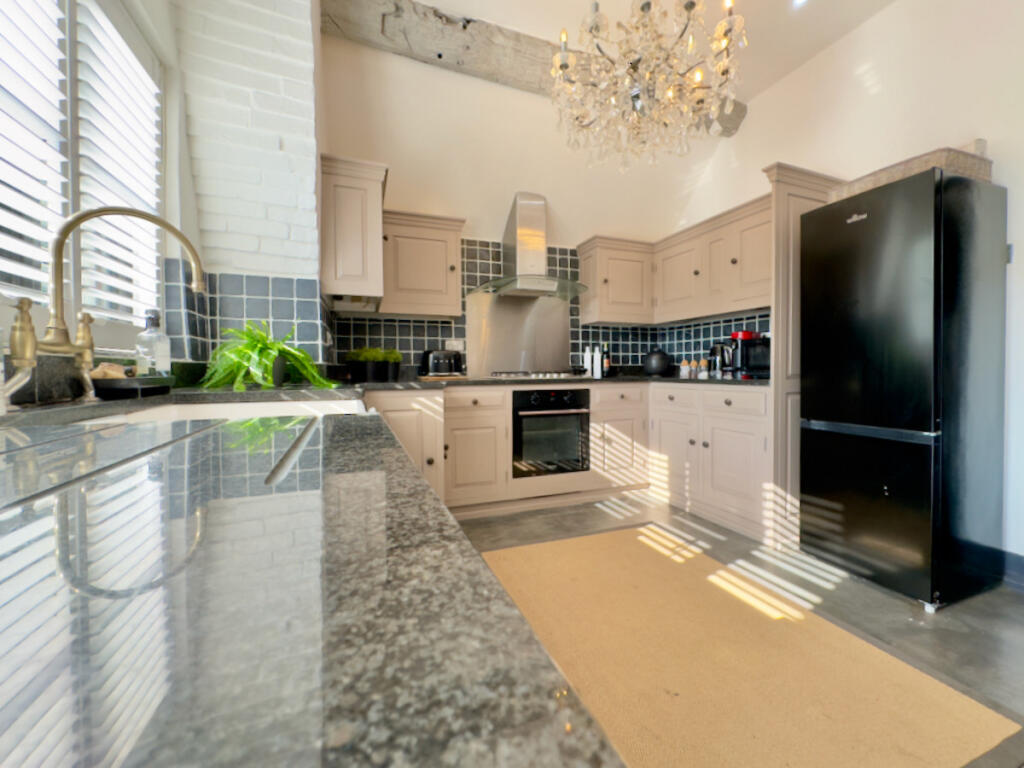 Additional image 42 of High Street, Henley-In-Arden, Warwickshire B95 5AG