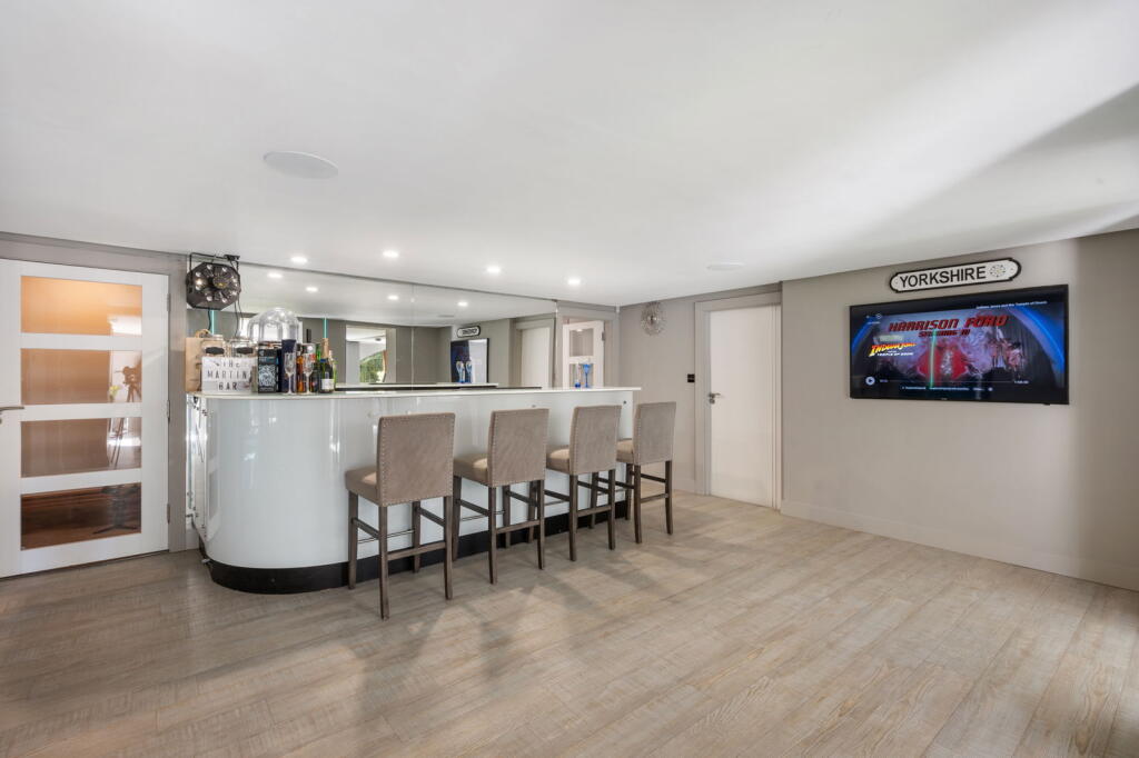 Additional image 13 of Jumeria, Latham Lane, Gomersal, BD19