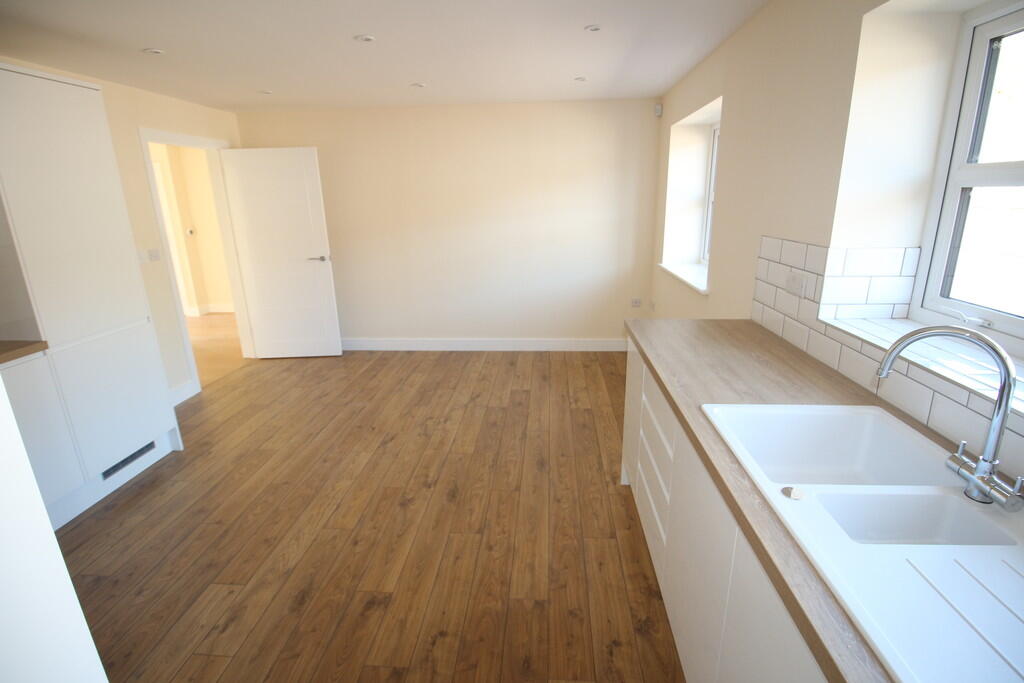 Additional image 13 of Copheap Lane, Warminster