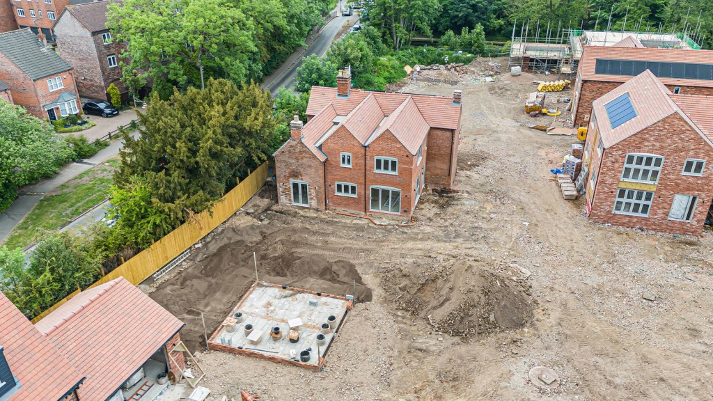 Additional image 3 of The Farmhouse, Wharf Farm, Dickens Heath Road