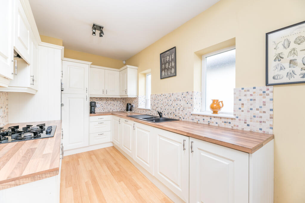 Additional image 4 of Bradford Road, Cottingley Bridge, Bingley, West Yorkshire, BD16