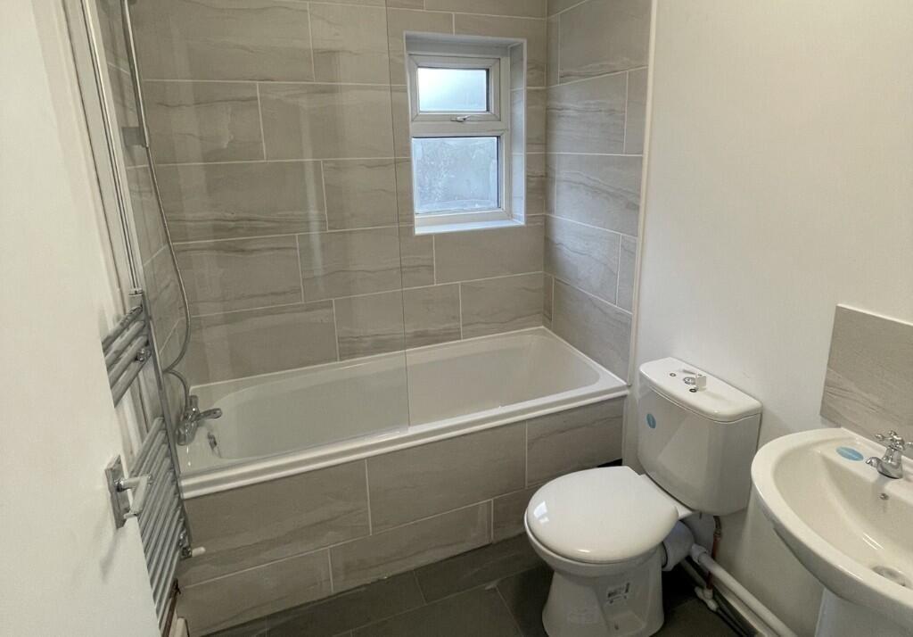 Additional image 5 of Briggate, Shipley, West Yorkshire, BD17