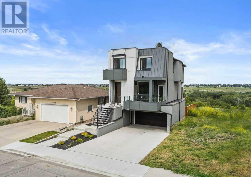 2226 8 Street NE|Calgary, Alberta T2E4H6