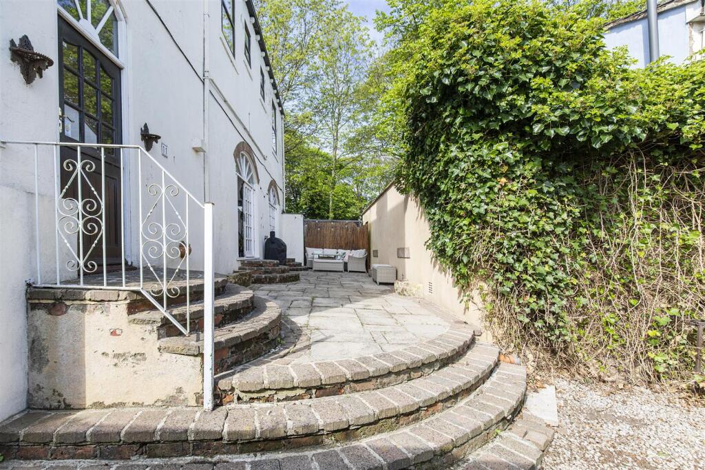 Additional image 30 of Whitcliffe Road, Cleckheaton