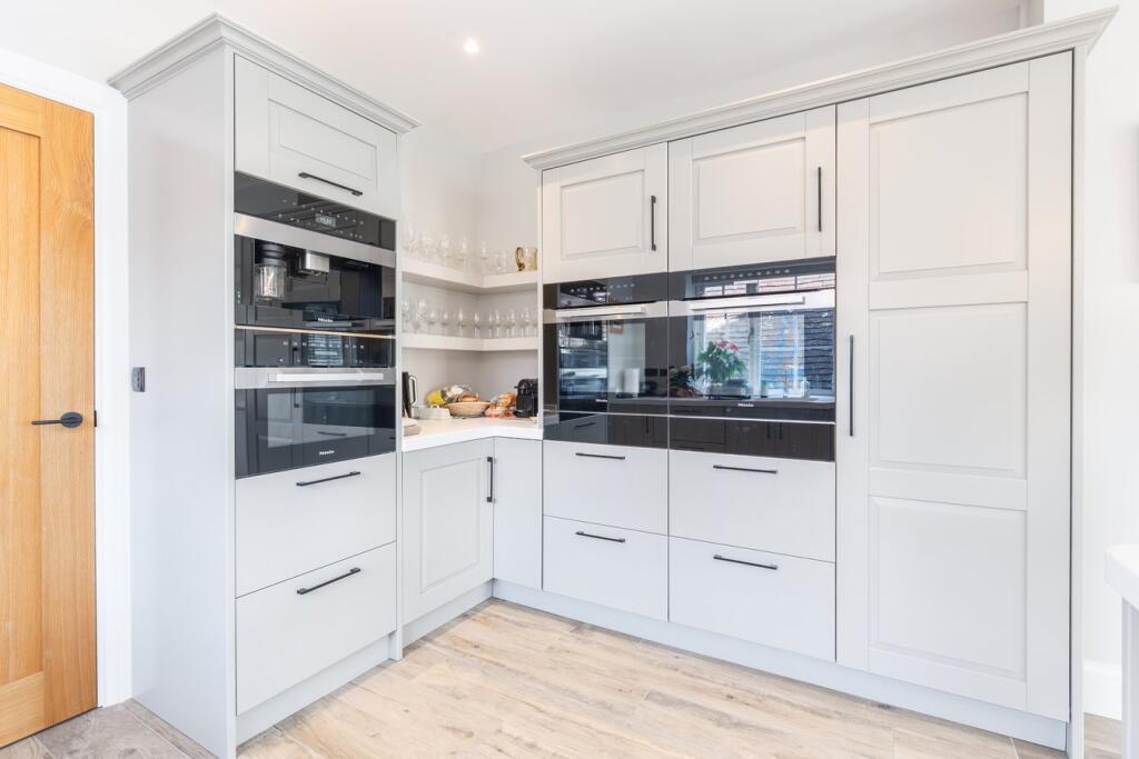 Additional image 12 of High Street, Henley in Arden, Warwickshire, B95