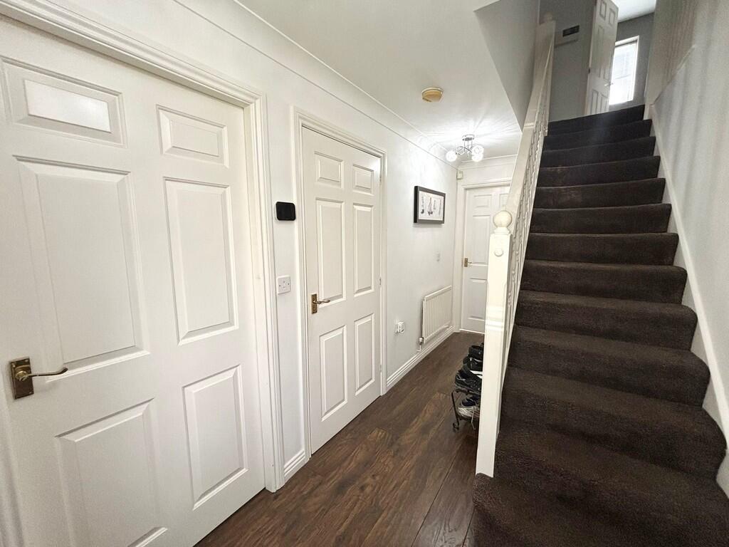 Additional image 22 of Oakleigh Road, Clayton, Bradford