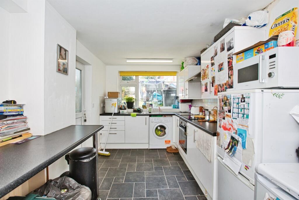 Additional image 16 of Grass Royal, Yeovil