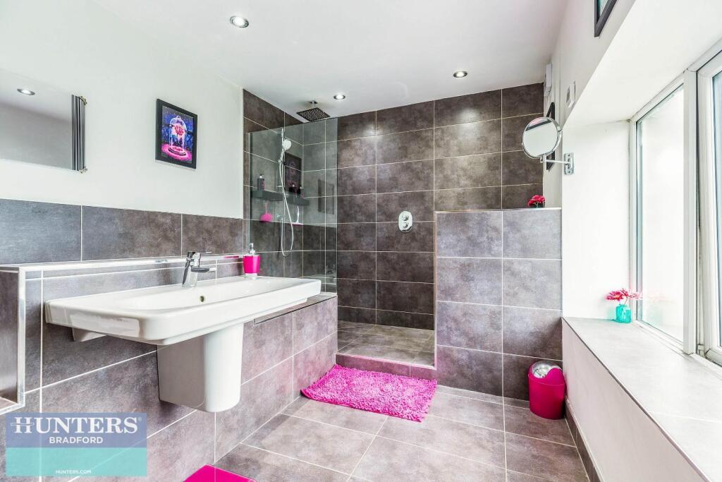 Additional image 13 of Lane Side, Queensbury, Bradford, West Yorkshire, BD13 1NE