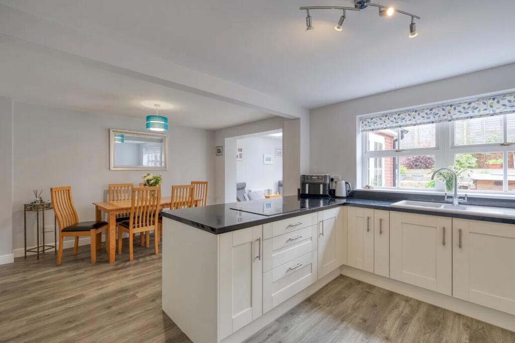 Additional image 8 of Great Hockings Lane, Webheath, B97