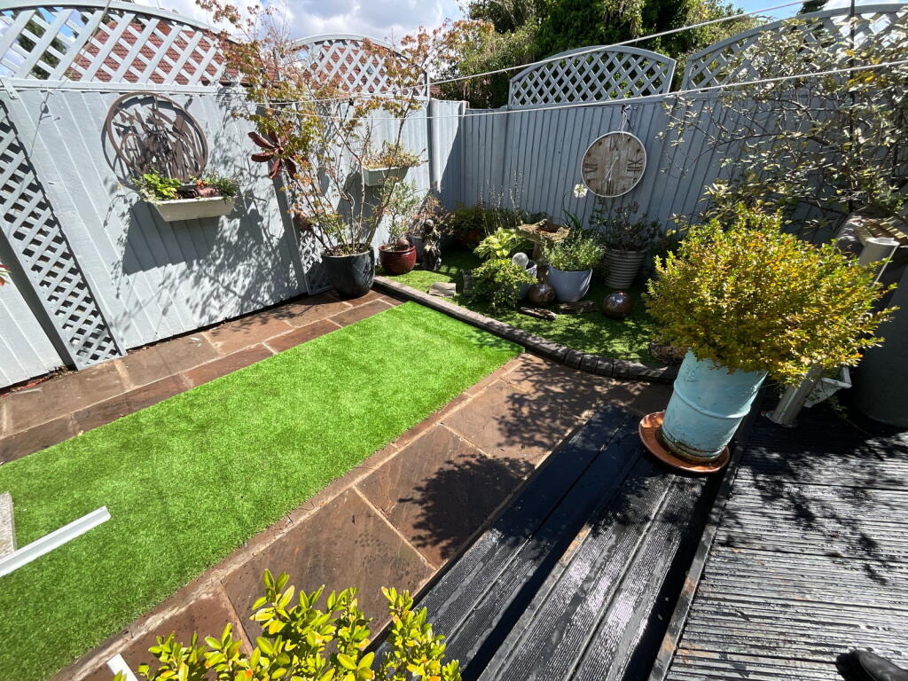 Additional image 17 of ROWLEY REGIS, Regis Heath Road