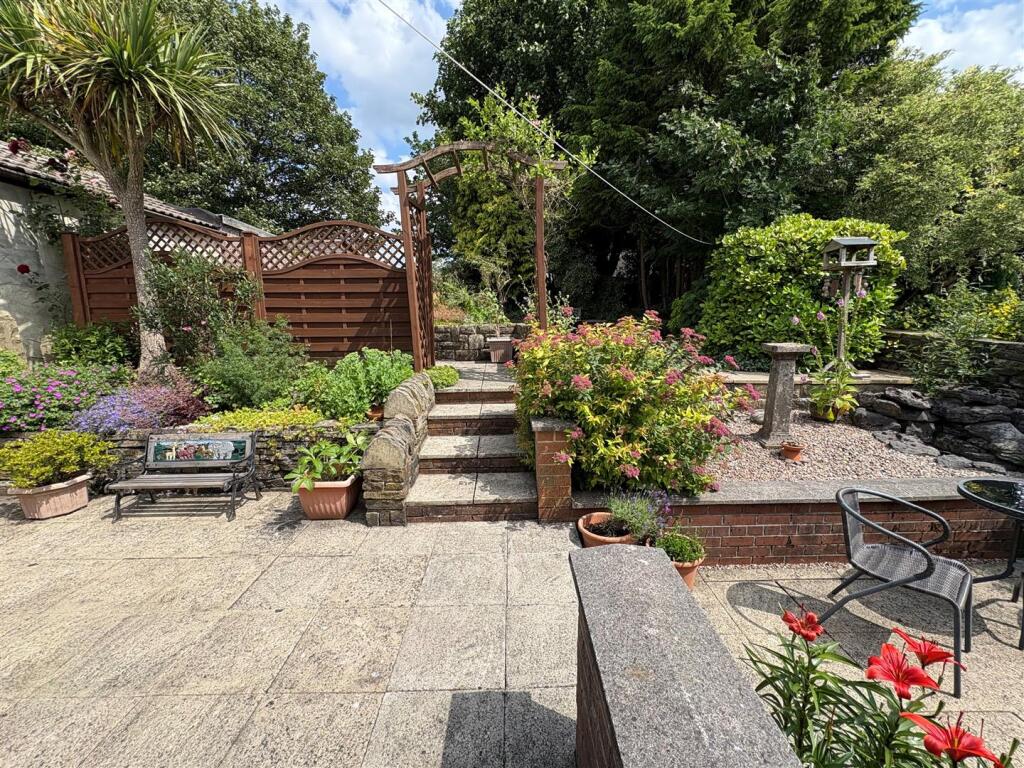 Additional image 17 of Moor Close Road, Queensbury, Bradford