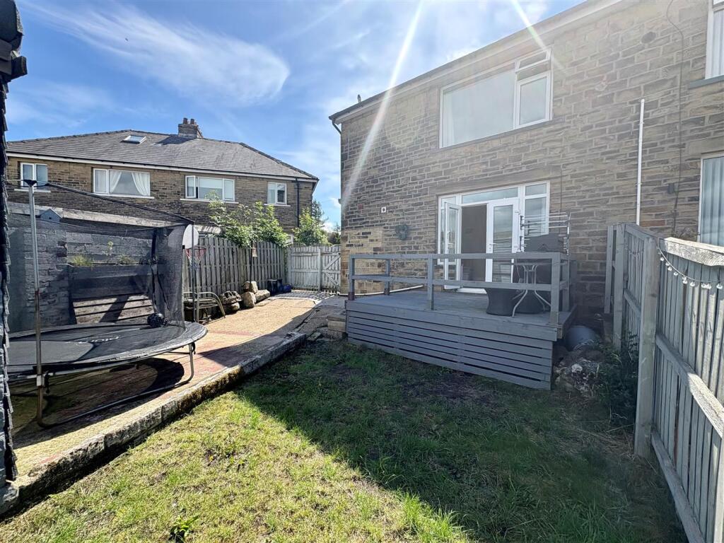 Additional image 19 of Fieldway, Clayton, Bradford
