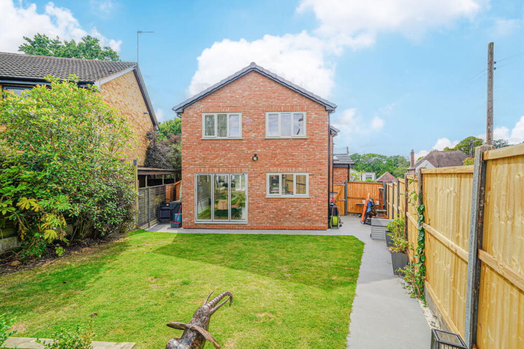 Additional image 38 of Peterbrook Road, Shirley