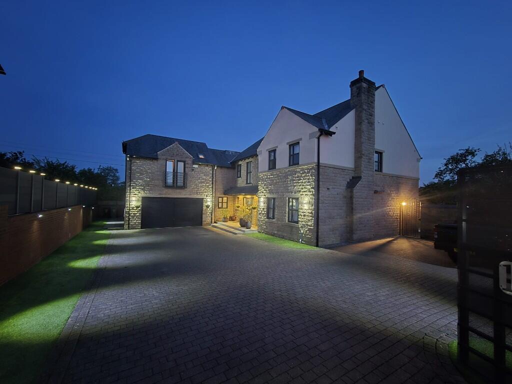 Additional image 31 of The Orchard, Birkenshaw. Bradford, West Yorkshire, BD11