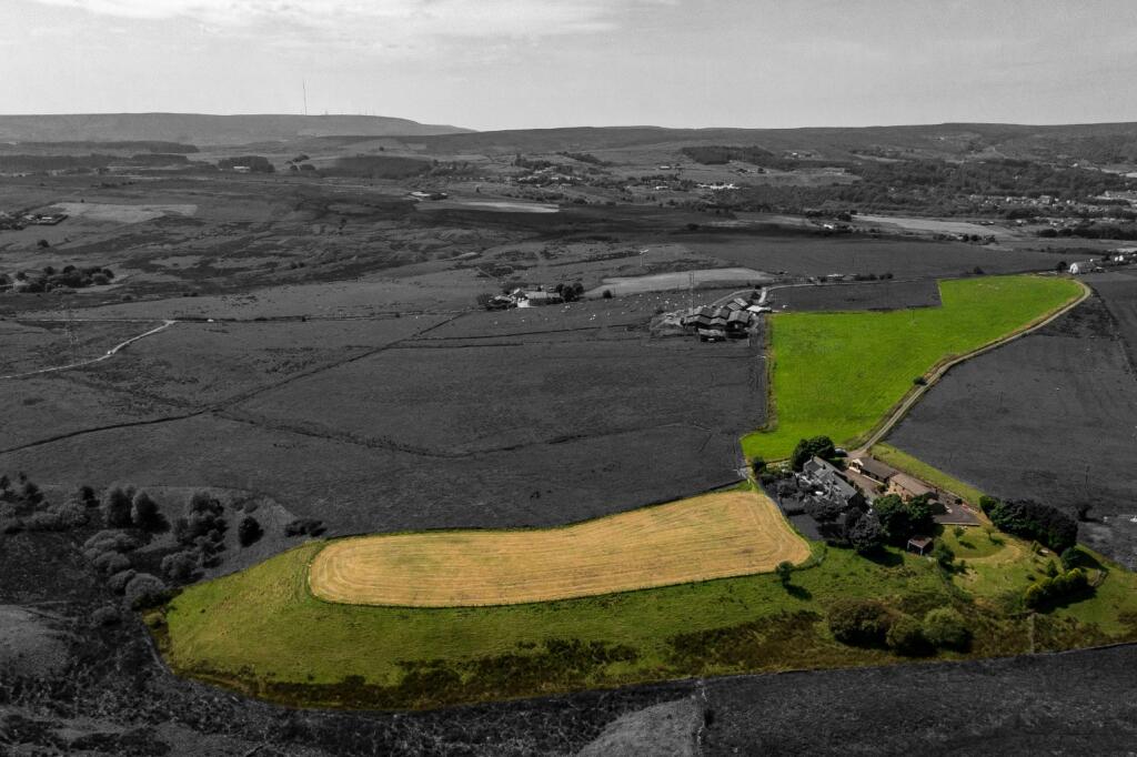 Additional image 4 of Far Hillock Barn, Roman Road, Hoddlesden,  BB3 3