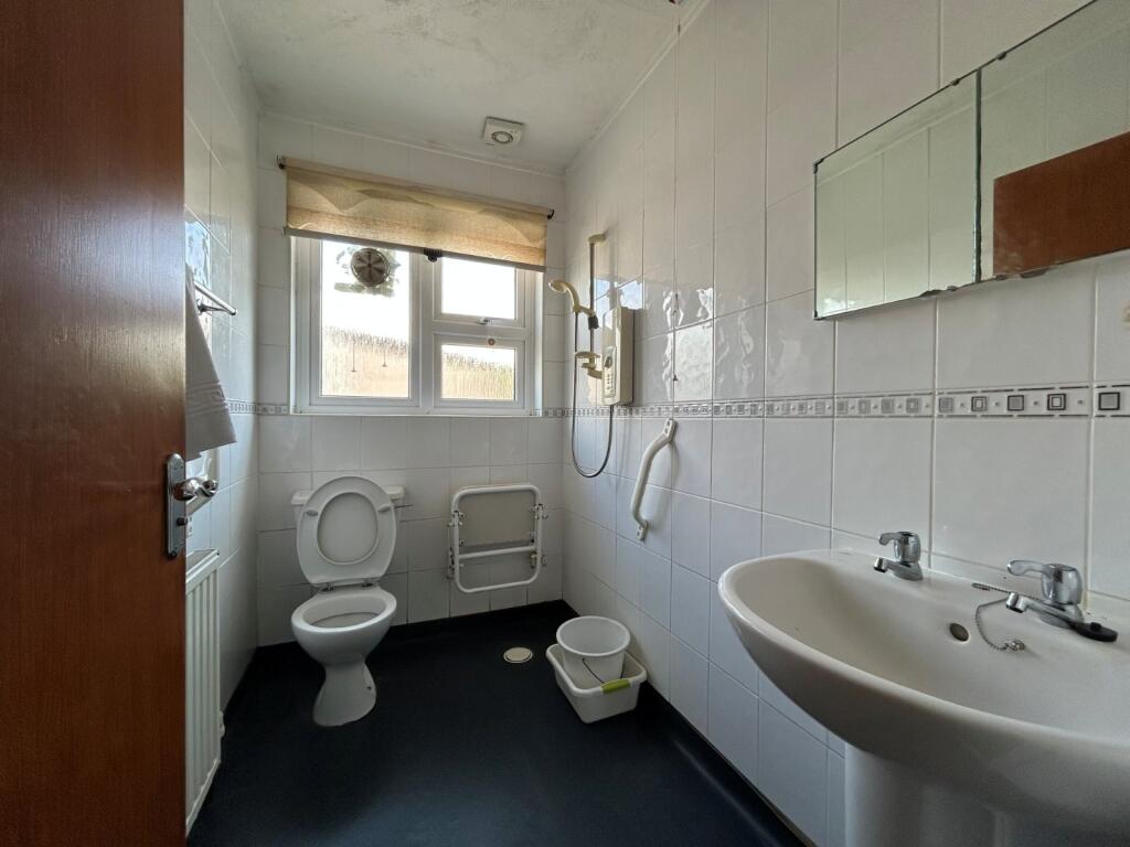 Additional image 8 of Uplands Avenue, Queensbury, Bradford, BD13