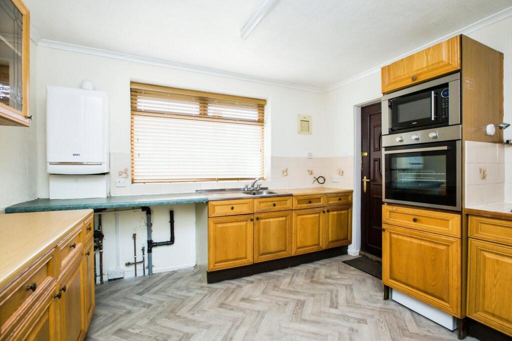 Additional image 3 of Foxhill Close, Queensbury, Bradford, West Yorkshire, BD13