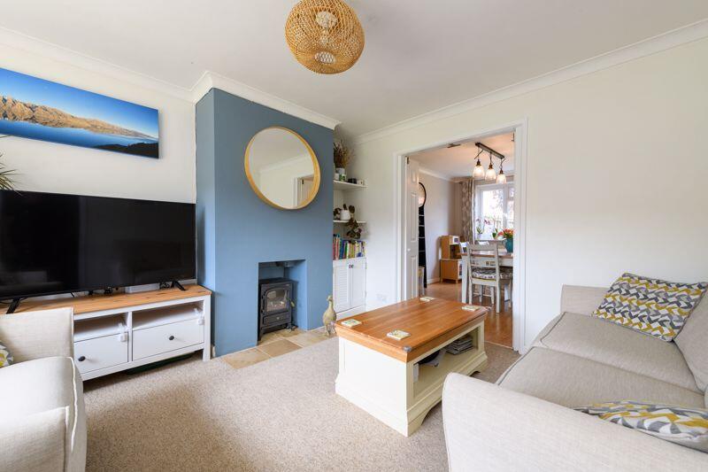 Additional image 5 of Holt