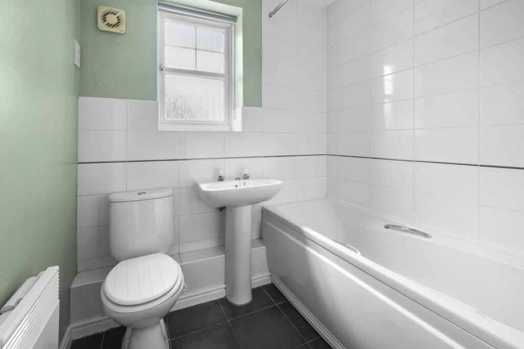 Additional image 11 of Flat 3, Garden Court, Design Close, Bromsgrove. B60 3GS