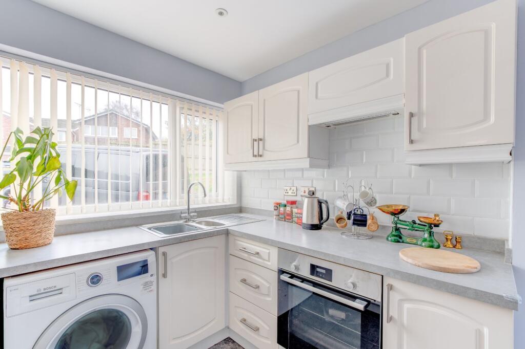 Additional image 6 of Lapworth Close, Greenlands, Redditch, B98
