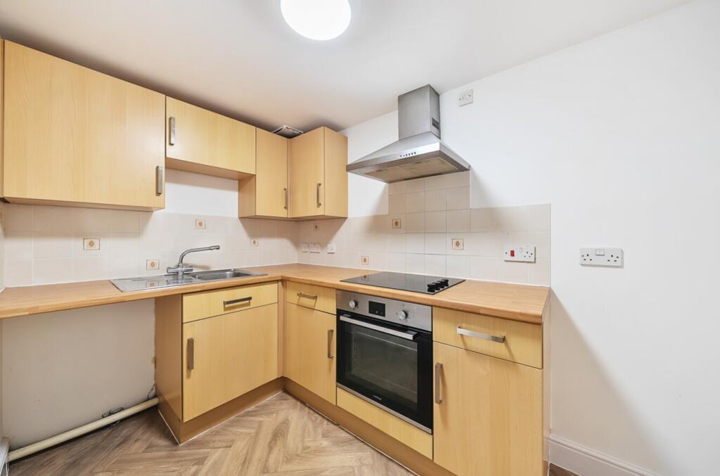 Additional image 9 of The Batch Shepton Mallet