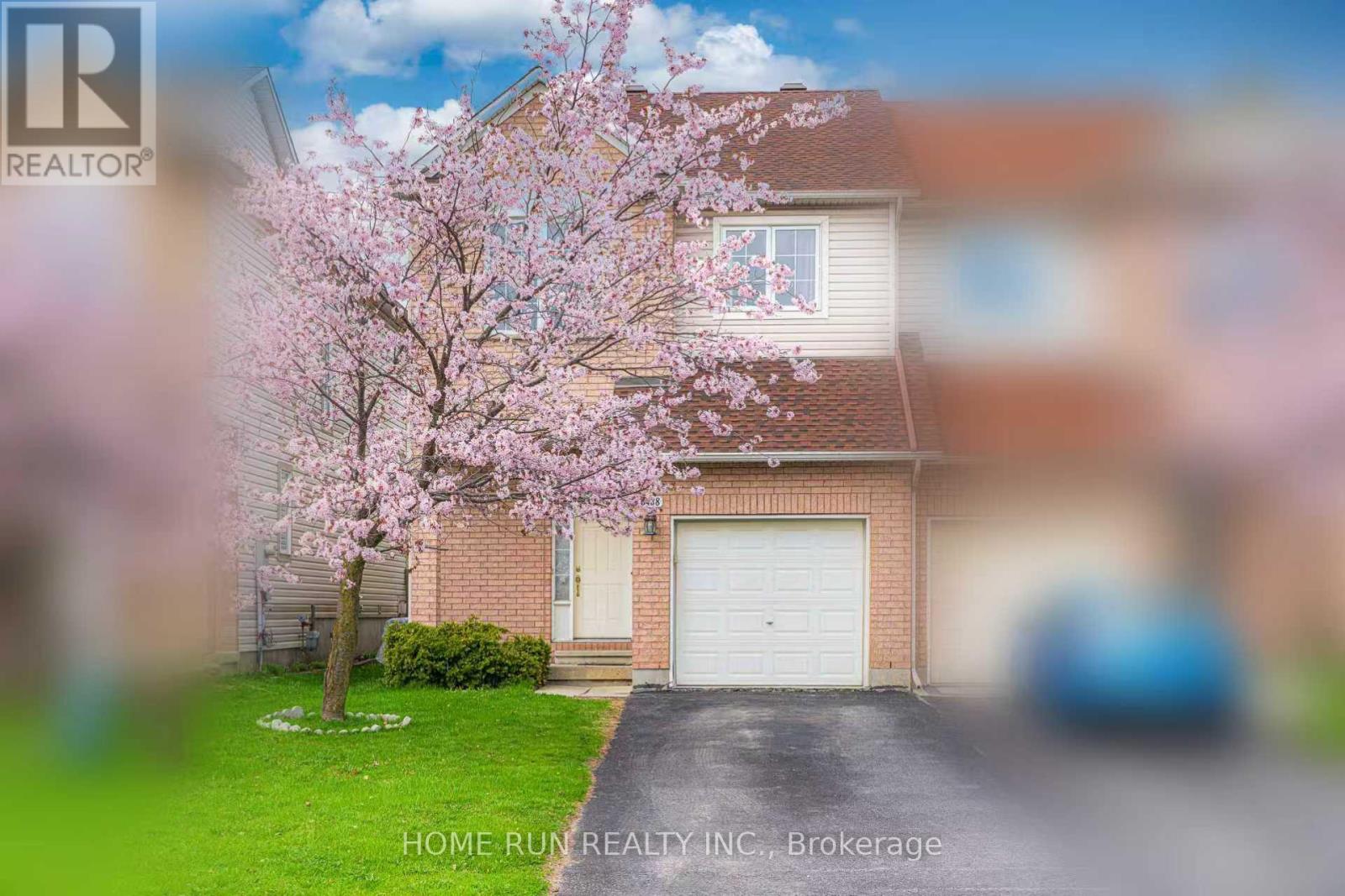 Primary image of 3438 WYMAN CRESCENT|Ottawa, Ontario K1V0P3