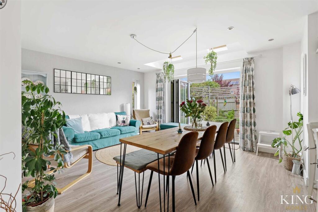 Additional image 3 of Queen Elizabeth Way, Bidford-On-Avon, Alcester