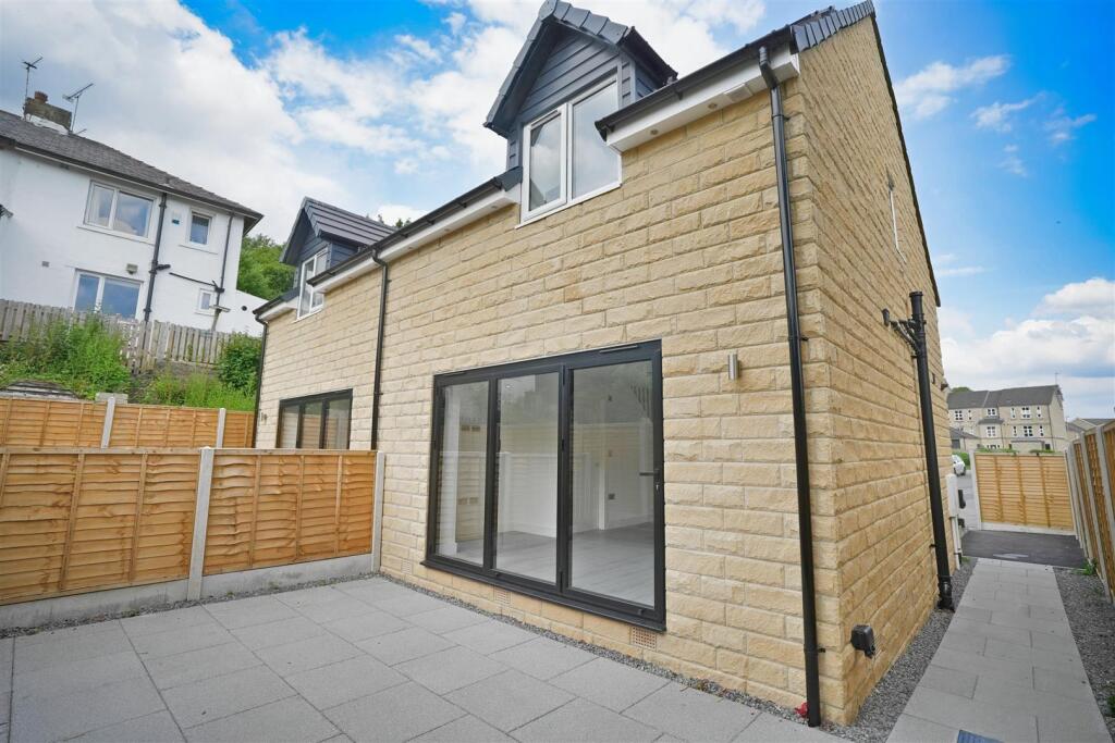 Additional image 15 of Woodsley Fold, Thornton