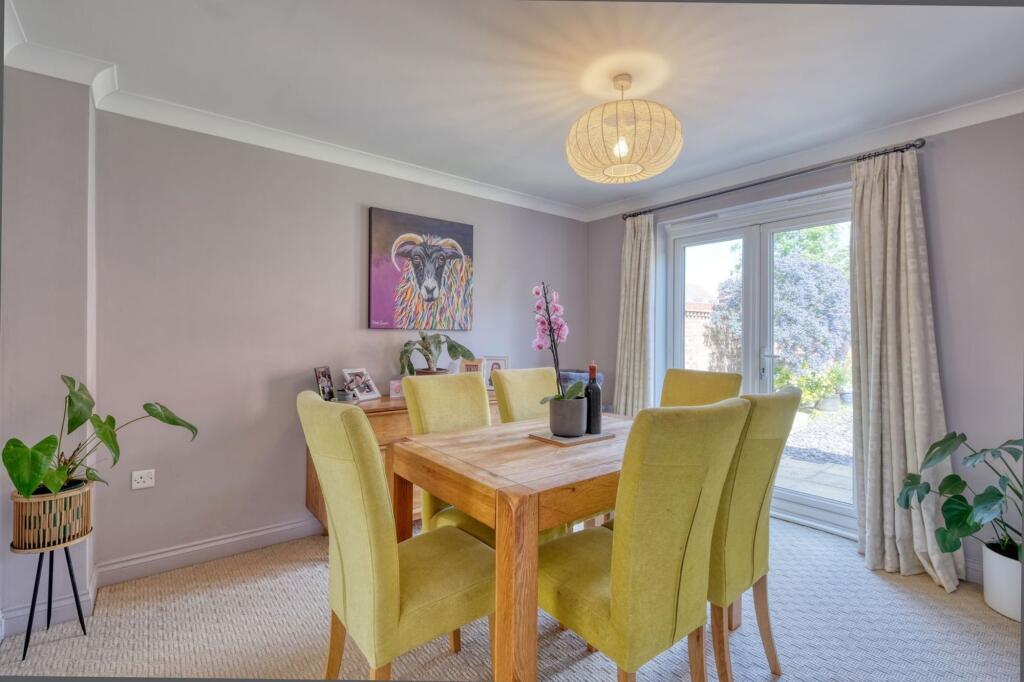 Additional image 9 of Evesham Road, Astwood Bank, B96