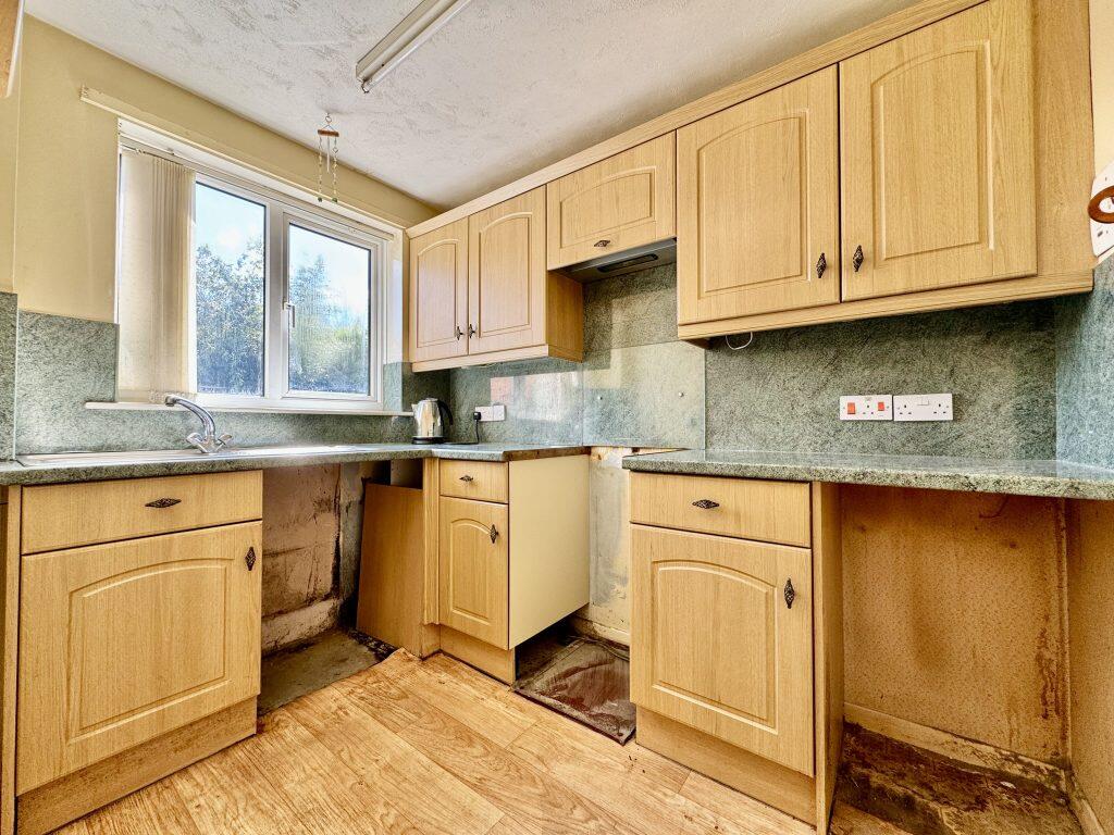 Additional image 4 of Berkeley Road, Yeovil, Somerset, BA20