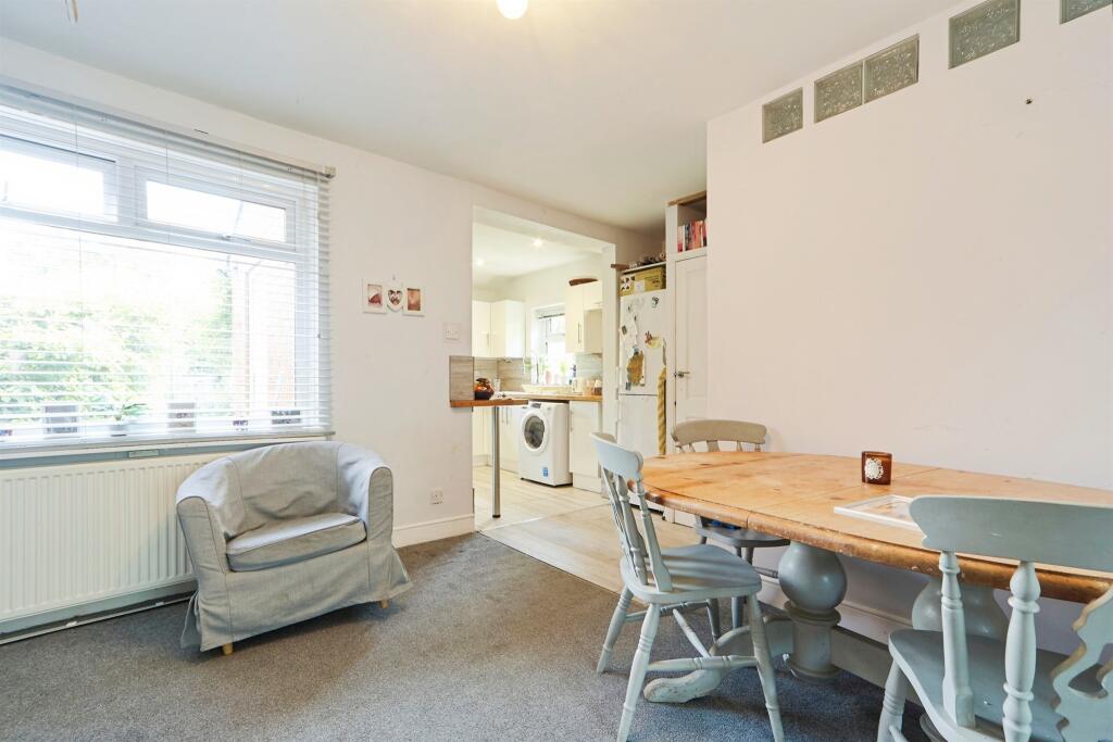 Additional image 5 of Cliffe Avenue, Baildon, Shipley