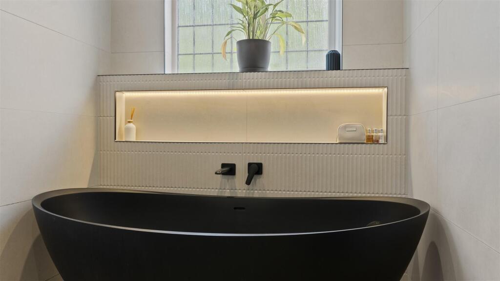 Additional image 23 of Leslie Road, Streetly, Sutton Coldfield