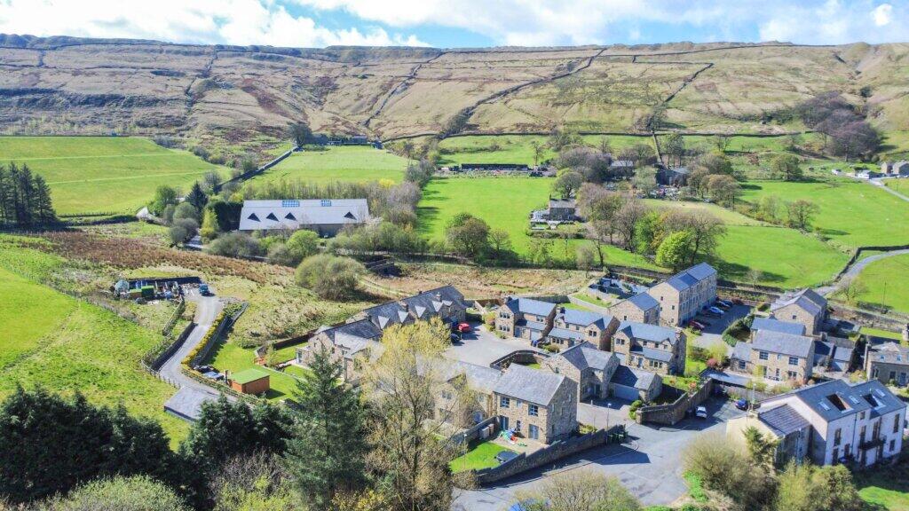 Additional image 57 of Barnside, St Georges Terrace, Cowpe Road, Rossendale