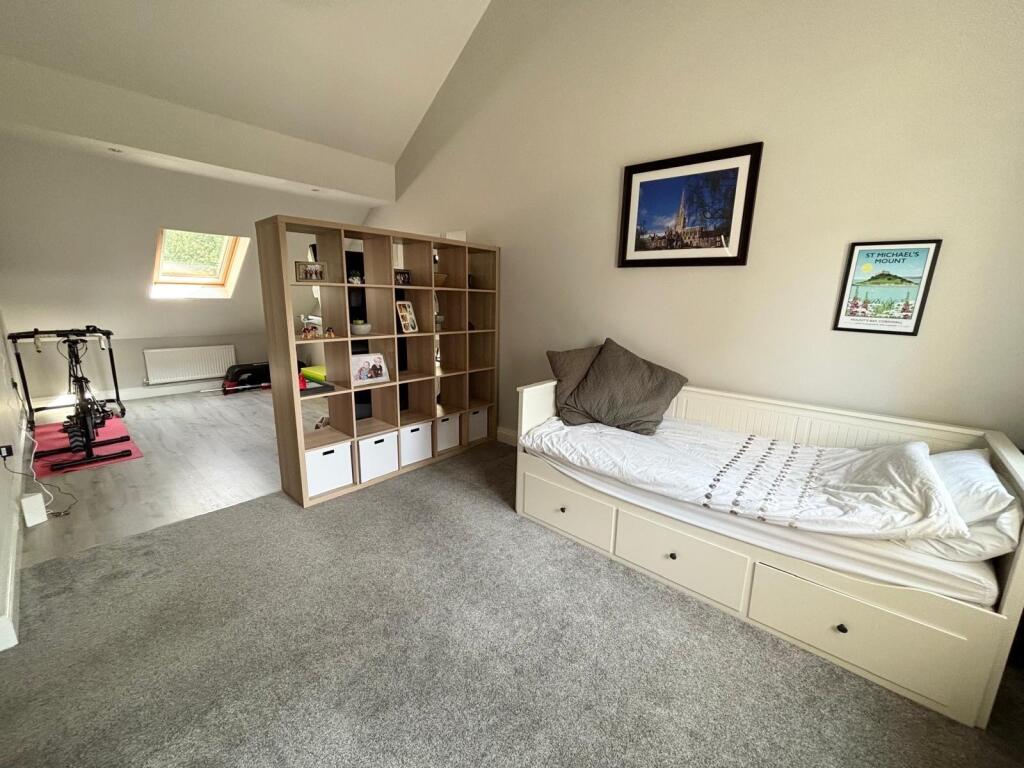 Additional image 19 of Gilstead Lane, Bingley, West Yorkshire, Ins, BD16