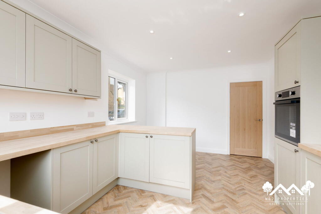 Additional image 4 of Foxcroft, Ightenhill, Burnley, BB12 0EH