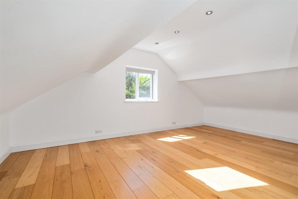 Additional image 8 of Stratford Road, Hockley Heath, Solihull