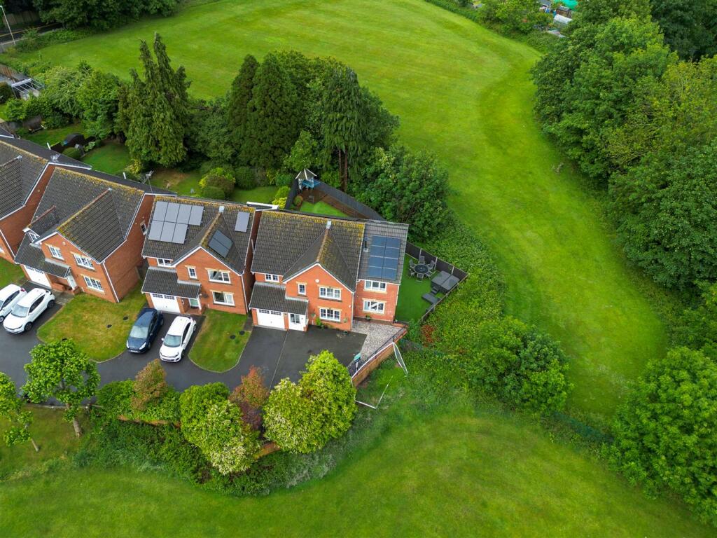 Additional image 42 of Cavalier Drive, Halesowen