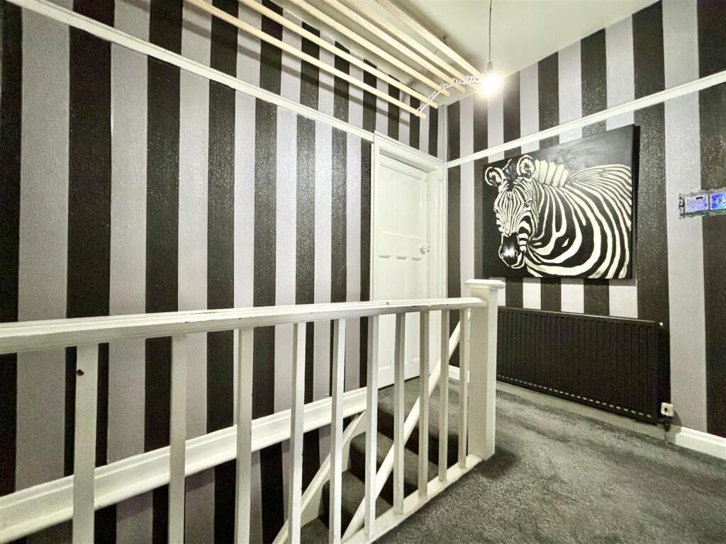 Additional image 10 of Middle Lane, Clayton, Bradford