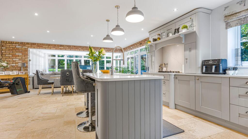 Additional image 7 of Oak View Rise, Four Oaks, B75