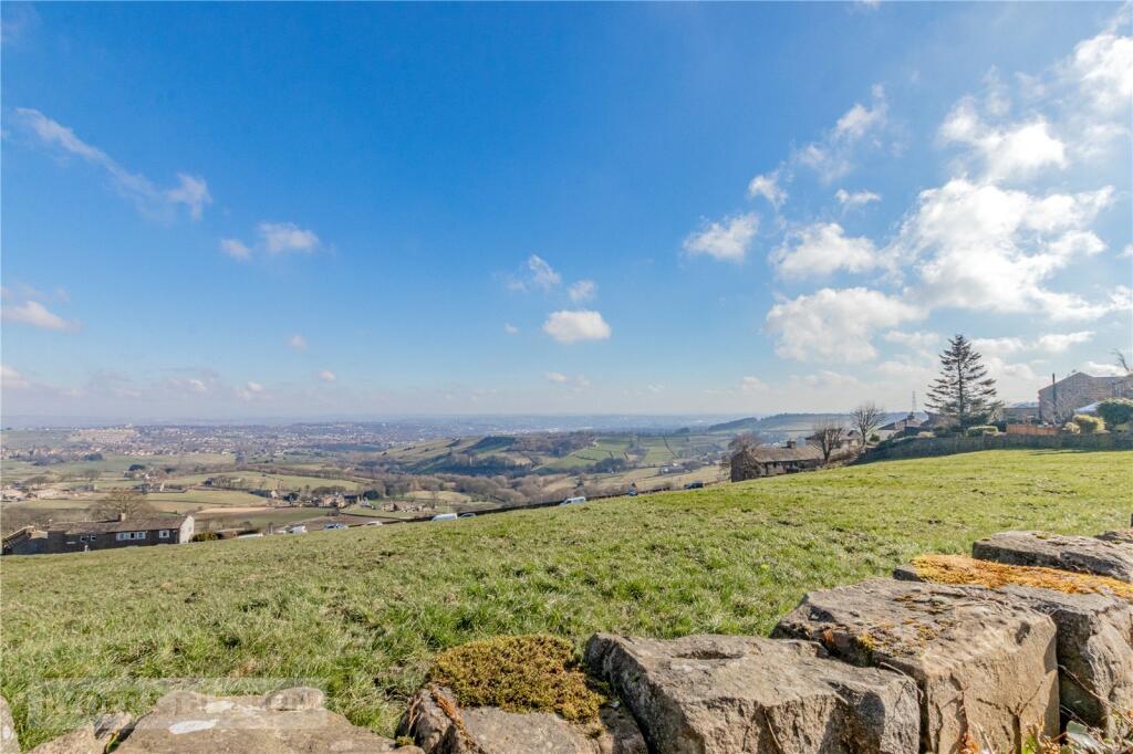 Additional image 33 of Mossy Bank Close, Queensbury, Bradford, West Yorkshire, BD13